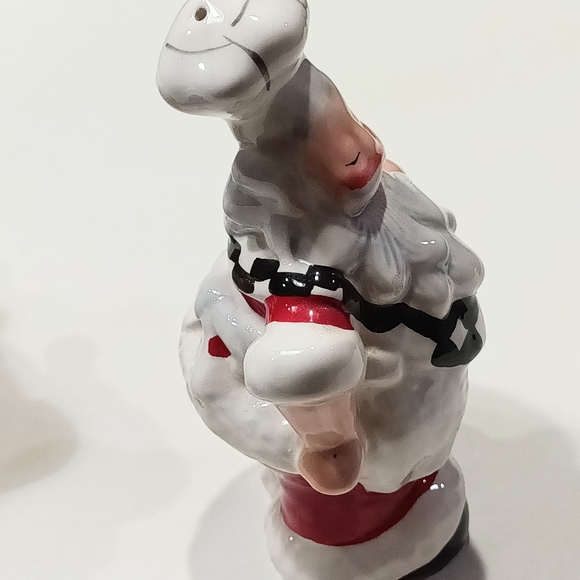 Italian Chef Santa Salt And Pepper Shakers Vintage WCL Ceramic Spice Shakers - Picture 7 of 10